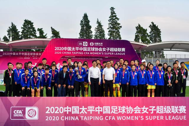 努内斯：我曾抵触踢右后卫，心理斗争让我成长